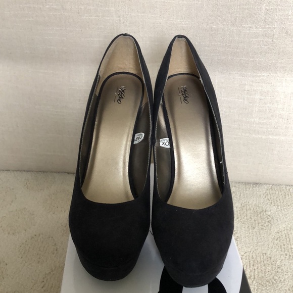 Mossimo Supply Co. Suede platform heels - Picture 5 of 7